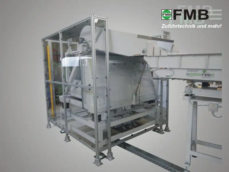 Container emptying system BGE-2 with sliding conveyor technology